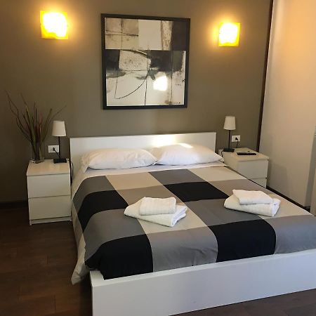 Almi Rooms Рим Екстер'єр фото