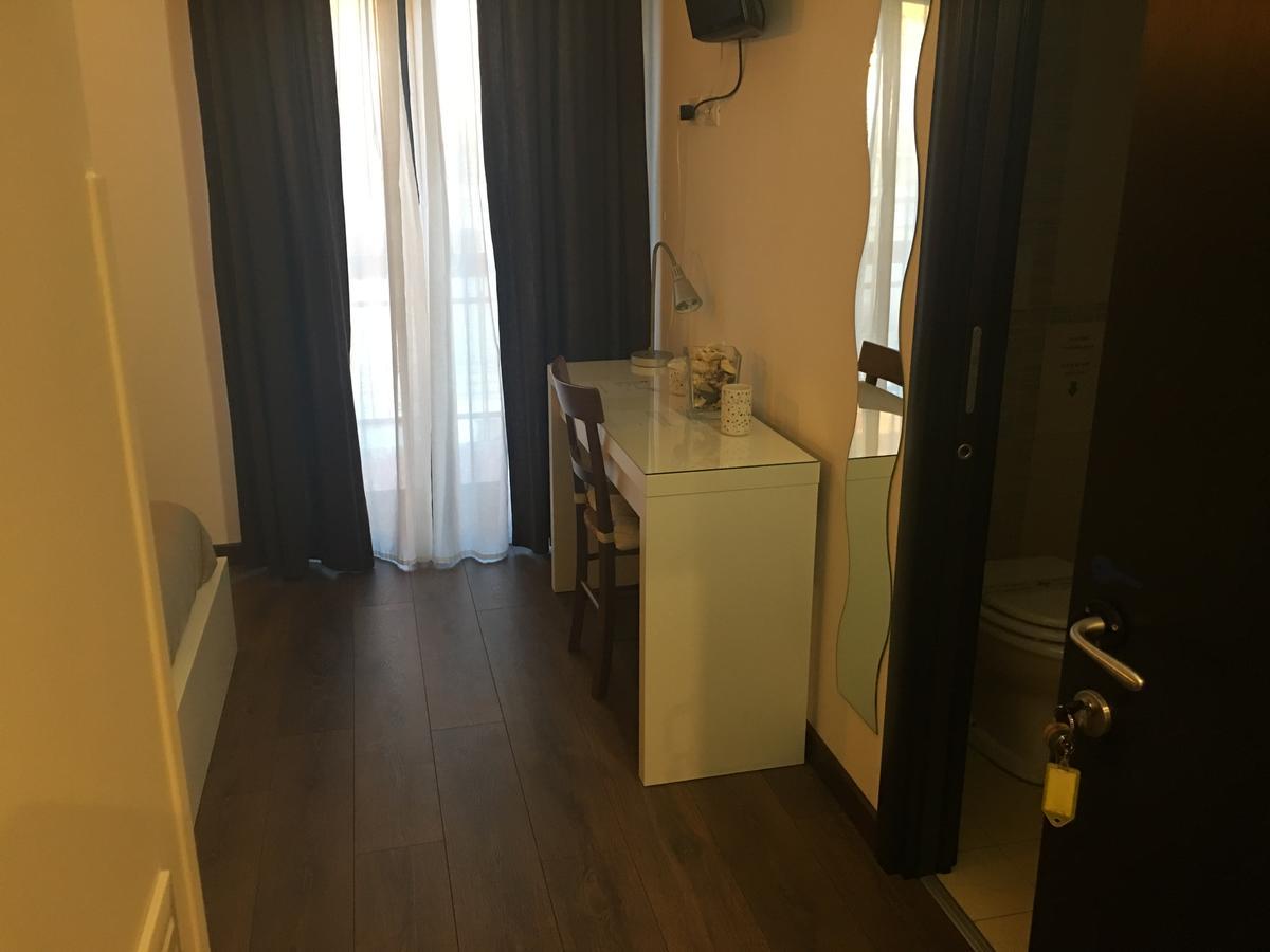 Almi Rooms Рим Екстер'єр фото